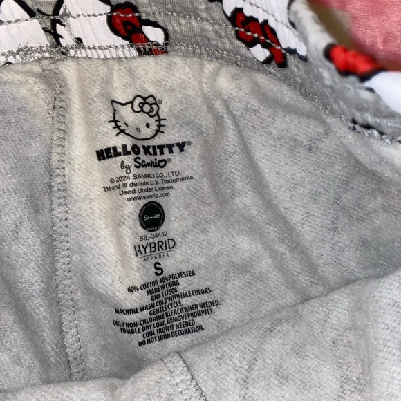 Hello kitty shorts size Small - Picture 2 of 2